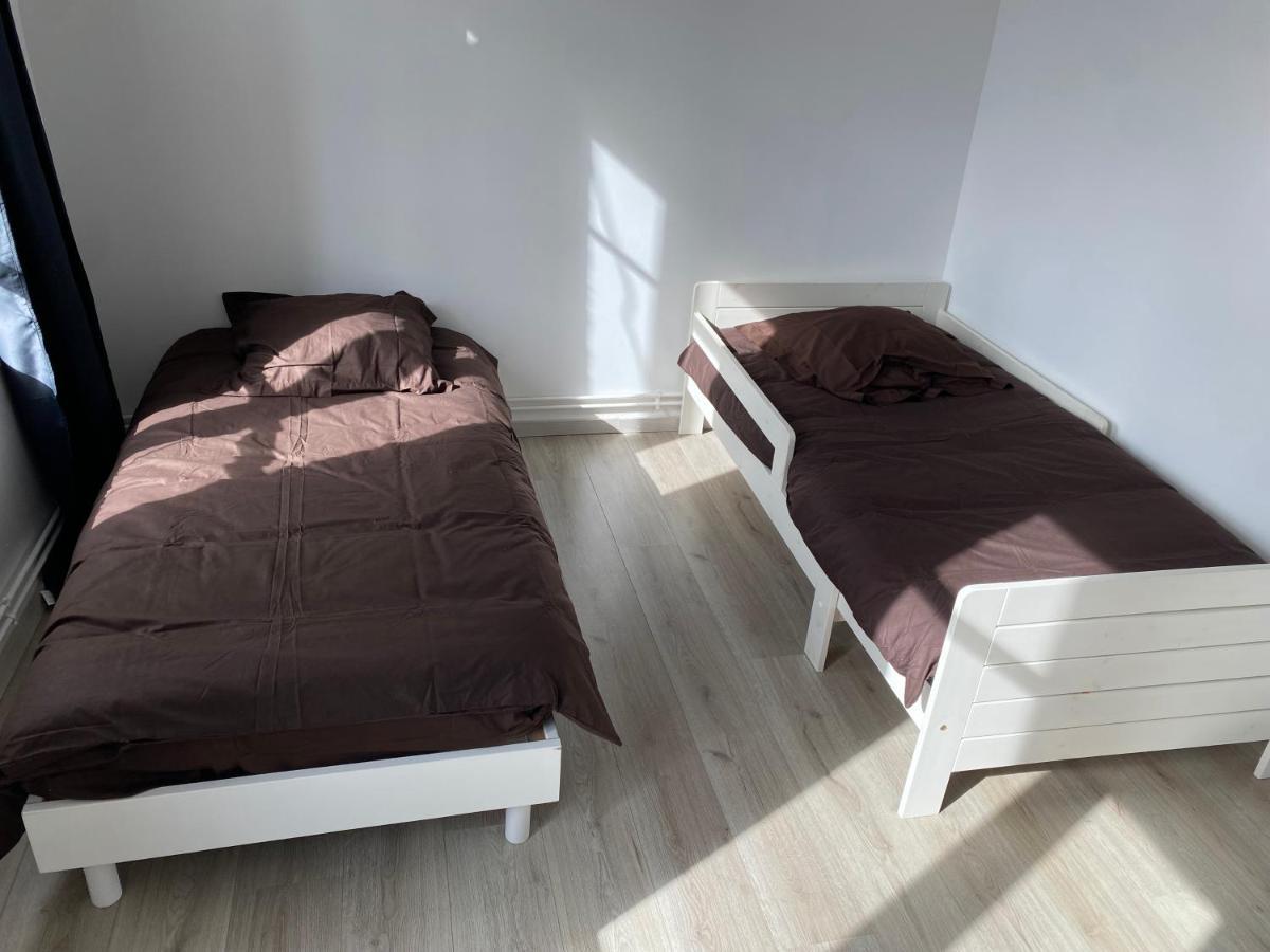 Joli Appartement Avec Parking Gratuit Sur Place Givet Dış mekan fotoğraf